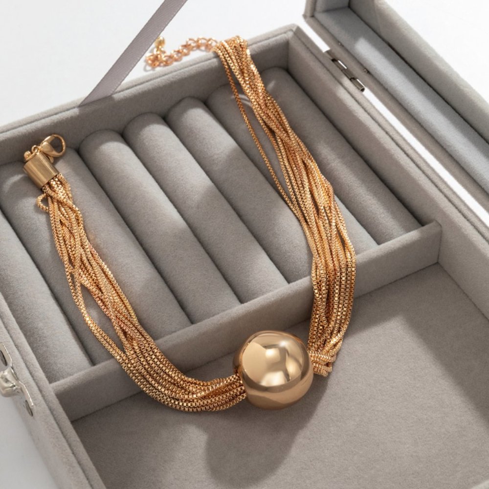 π50% OFF/3+...Multi-chain with Ball Necklace (Gold) - Picture 4 of 9